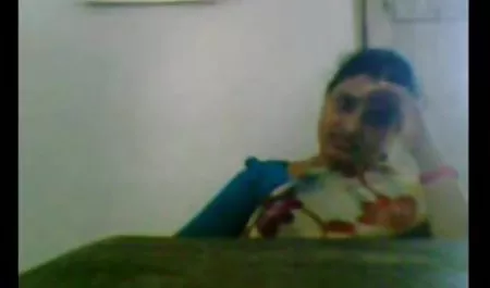 یک مرد با ریش دانلود کلیپهای سکسی خارجی در جنگل ملاقات کرد یک جوان بلوند, خود را, نشستن به صورت, رابطه جنسی در خیابان در مجاورت فروشگاه