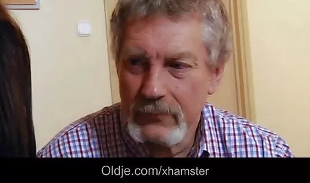 در مورد گوساله جلسه یوگا پس سایت کلیپهای سکسی از سه گانه